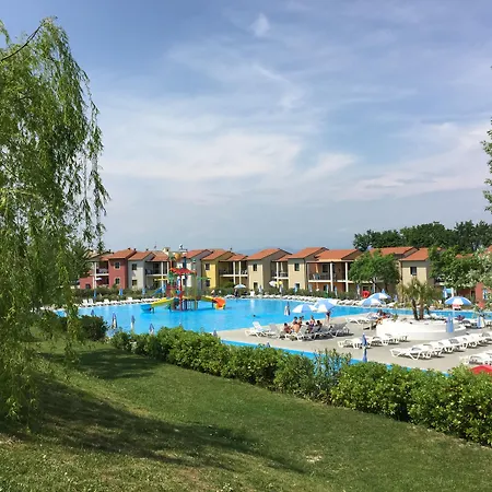 Belvedere Village Apartment Peschiera del Garda